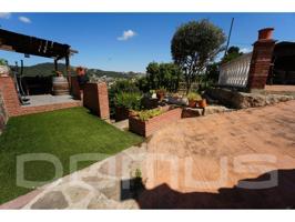 SANT VICENÇ DELS HORTS – SANT ANTONI Casa reformada a 4 vientos en parcela de 1800 m2 con garaje y piscina photo 0