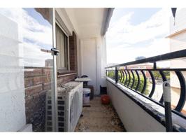 Piso en venta en Calle de Francesc Bastos photo 0