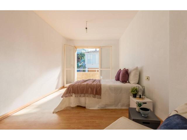 Chalet pareado en venta en Calle Pau Casals photo 0