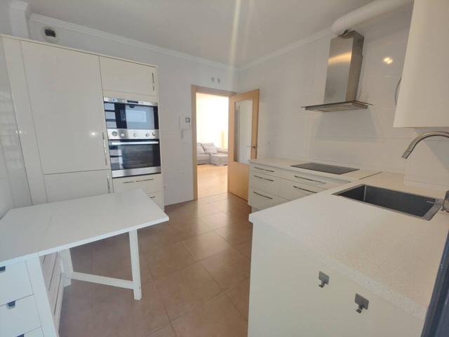 PISO EN ALQUILER CON VISTAS Y TERRAZA photo 0