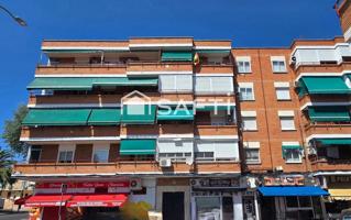 Amplio piso, excelente ubicación en Parla y listo para reinventarse photo 0