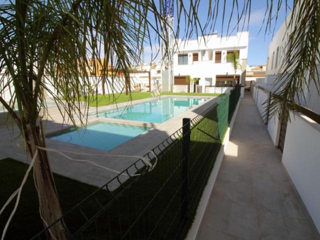 Casa En venta en Pilar De La Horadada photo 0
