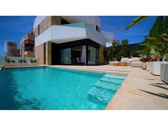 Villa En venta en Orihuela photo 0