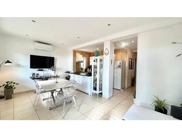 Piso En venta en Roses photo 0