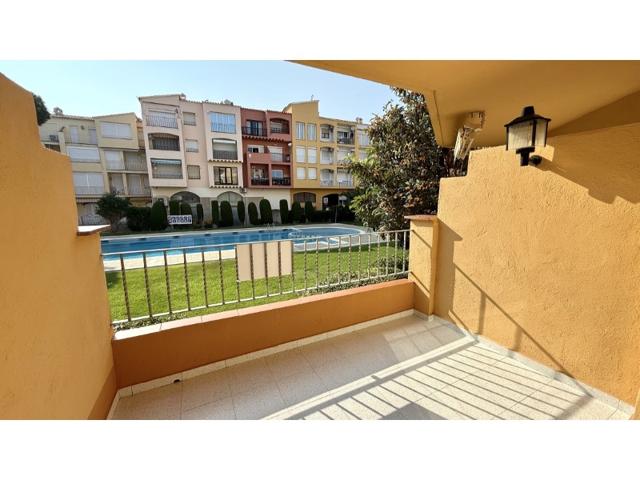 Piso En venta en Empuriabrava photo 0