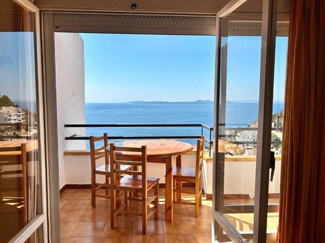 Piso En venta en Roses photo 0