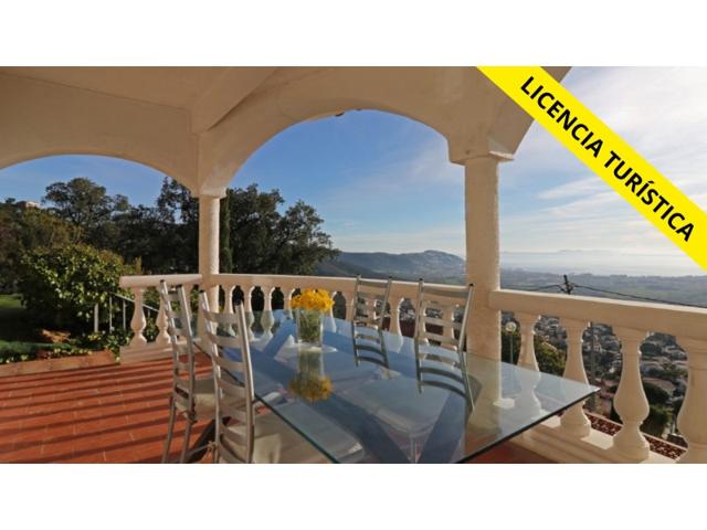 Casa En venta en Roses photo 0