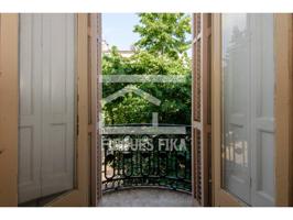 Elegante y señorial casa en venta en la Riera de Mataró photo 0