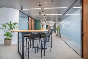 Oficina en alquiler en Paseo de la Castellana photo 0