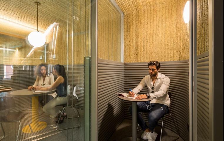 Oficina en alquiler en Carrer de Piamonte photo 0