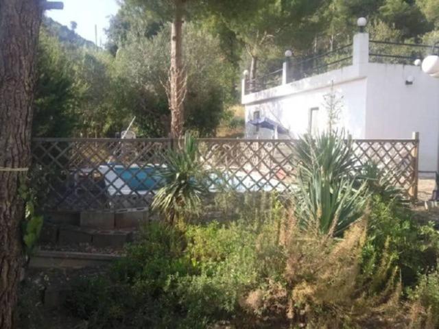 Villa En venta en Esparreguera photo 0
