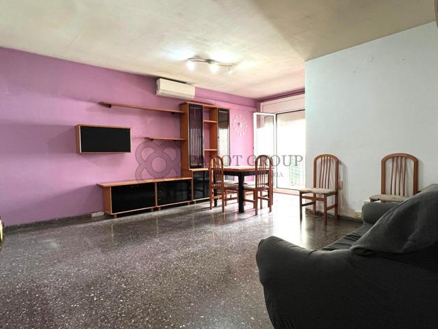Piso en venta en Barcelona de 50 m2 photo 0