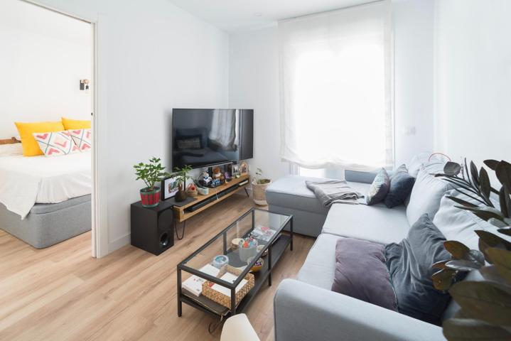 Inmobiliarias Encuentro vende en Exclusiva fantástico piso de dos dormitorios con reforma moderna para entrar a vivir. photo 0