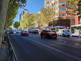 Inmobiliarias Encuentro traspasa en exclusiva Super Mercado en Cuatro Caminos, Distrito Tetuán (Madrid) photo 0