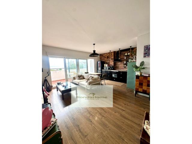 Piso En venta en Torremolinos photo 0