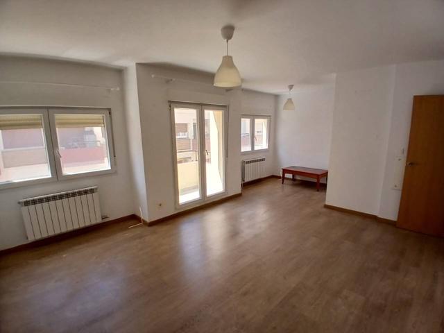 Alquiler de piso en Zaragoza Capital photo 0