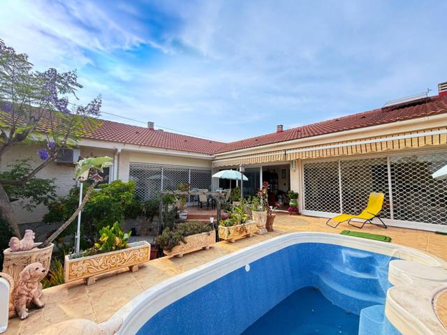 Hermosa Villa en Orihuela Costa photo 0