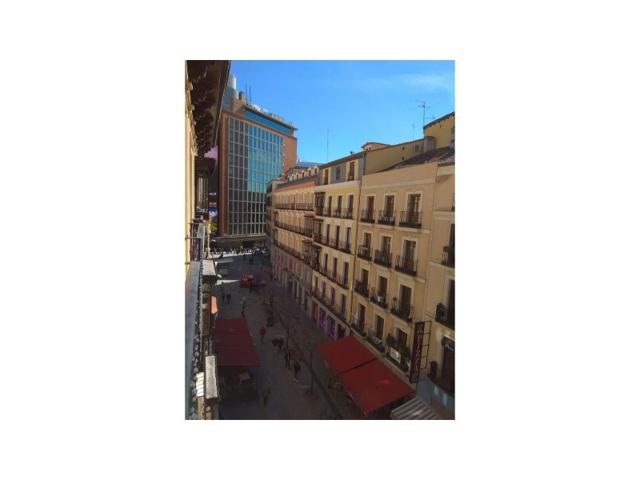 Piso En venta en Sol, Madrid photo 0
