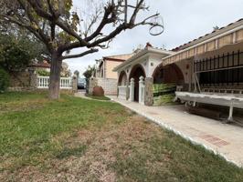 Precioso chalet en Badajoz photo 0