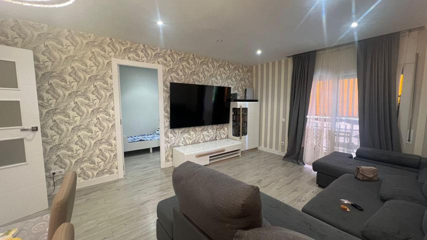 Piso En venta en Mataró photo 0