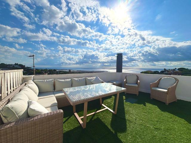 Dúplex En venta en Premià de Dalt photo 0