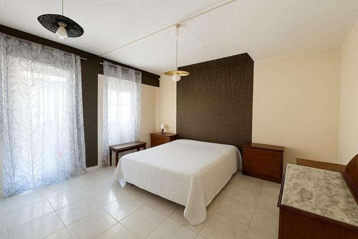 Piso en Benalúa, Alicante - Ideal para entrar a vivir photo 0