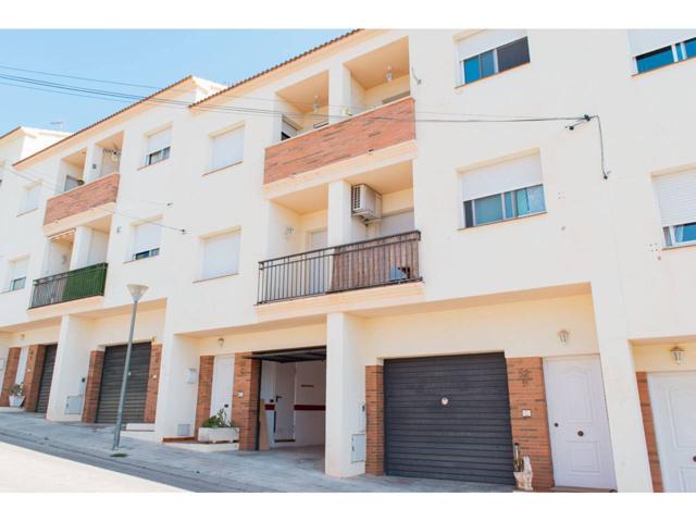 Casa adosada en venta en Av. La Mancha, 52 photo 0