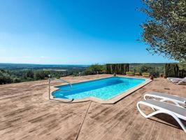 Villa en venta en Puntiró con increíbles vistas y licencia vacacional photo 0