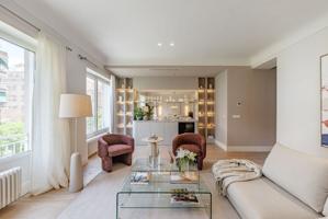 Piso en Venta en Madrid Madrid IBIZA photo 0