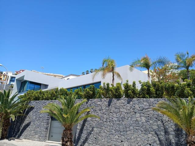 MARAVILLOSA VILLA DE LUJO EN ACORAN CON EXCEPCIONALES VISTAS AL MAR photo 0