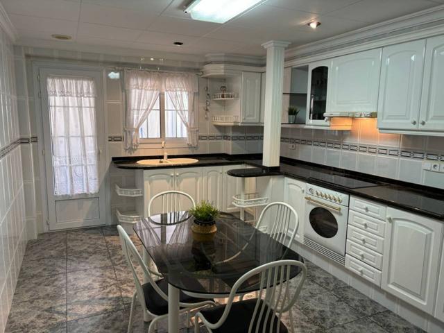 Alquiler de piso en Gandia photo 0