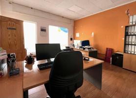 Local En venta en Albacete photo 0