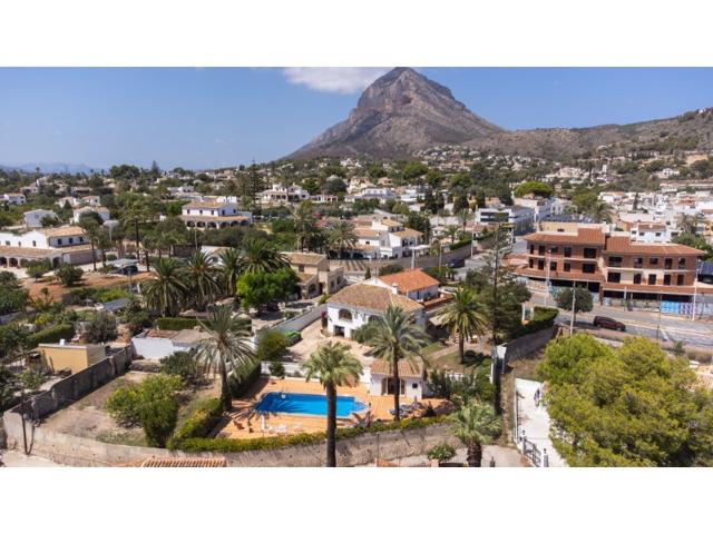 Villa En venta en Jávea - Xàbia photo 0