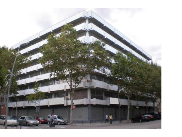 Alquiler de nave en calle de Caracas photo 0