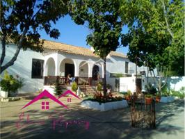 Venta de Chalet Adosado en Lucena photo 0