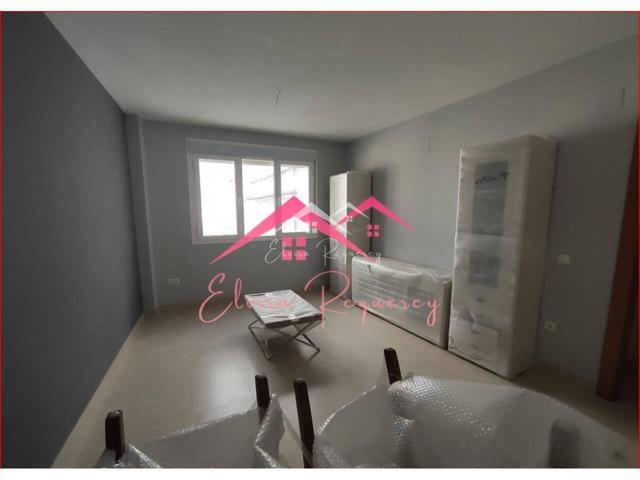 Se vende precioso piso duplex con cochera en pleno centro de Lucena photo 0