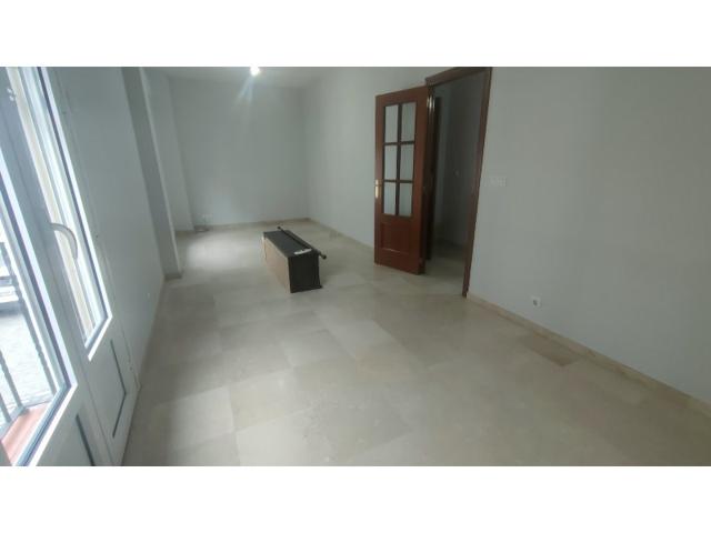 Piso En venta en Morón De La Frontera photo 0