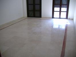 Piso En venta en Morón De La Frontera photo 0