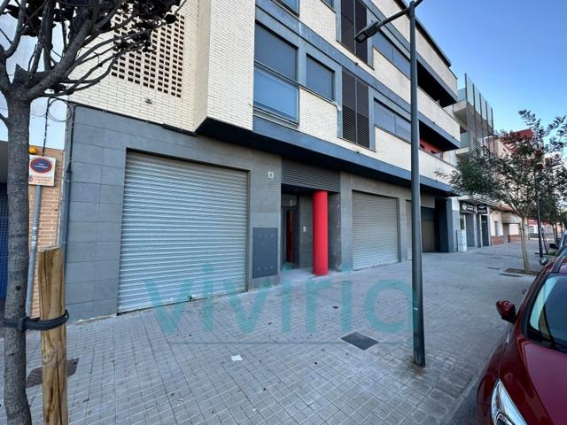 Local En venta en L'Alcúdia photo 0