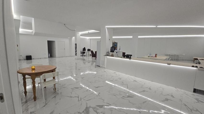 Local En venta en Santiago del Teide photo 0