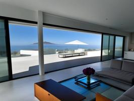Villa En venta en Guía de Isora photo 0