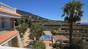 Villa En venta en Candelaria photo 0