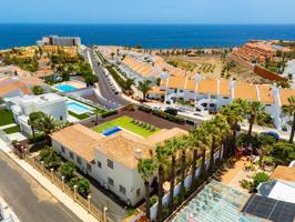 Villa En venta en San Miguel de Abona photo 0