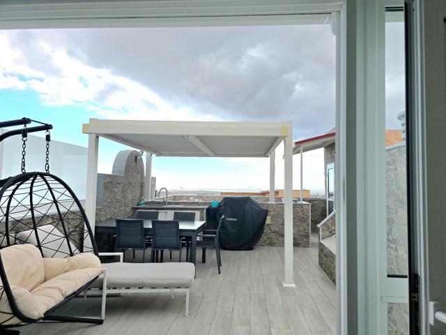  Ático En venta en Arona photo 0