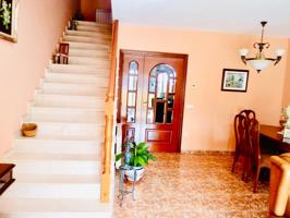 Villa En venta en Cubelles photo 0