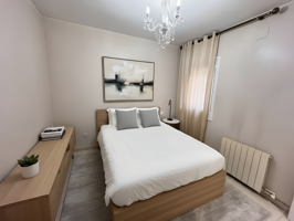 Piso En venta en Santa Coloma de Gramenet photo 0