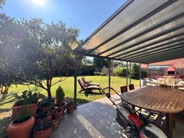 Villa En venta en Sant Vicenç de Montalt photo 0