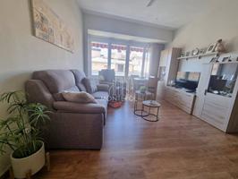 ¡Piso en pleno centro de Sabadell – Paseo Manresa! photo 0