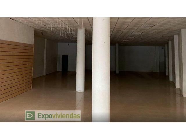 Local En venta en Murcia photo 0