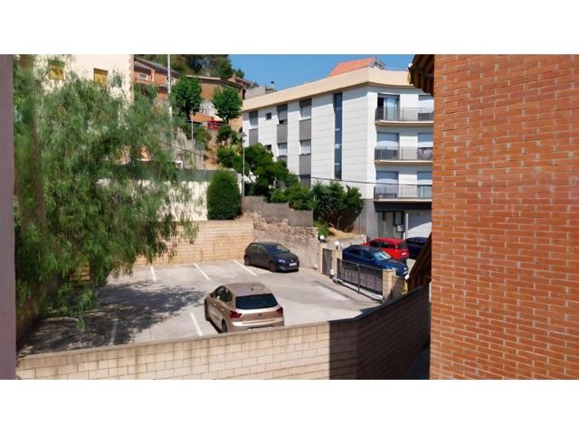 Piso En venta en Vallirana photo 0